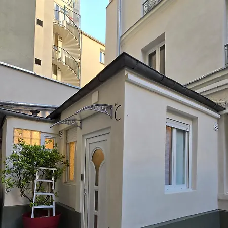 Maisonnette Parisien * Parigi